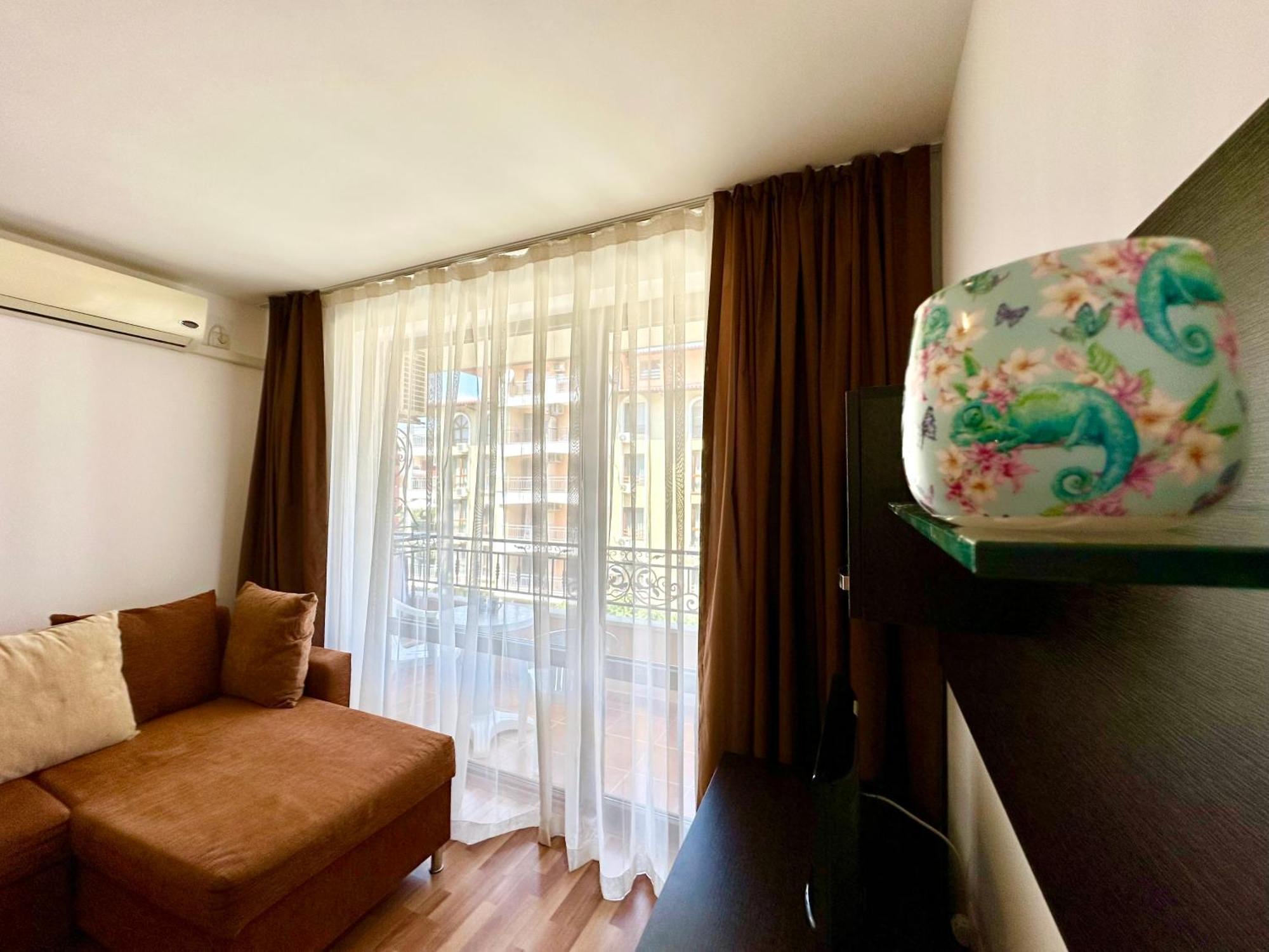 Menada Diamant Apartments Sunny Beach Room photo